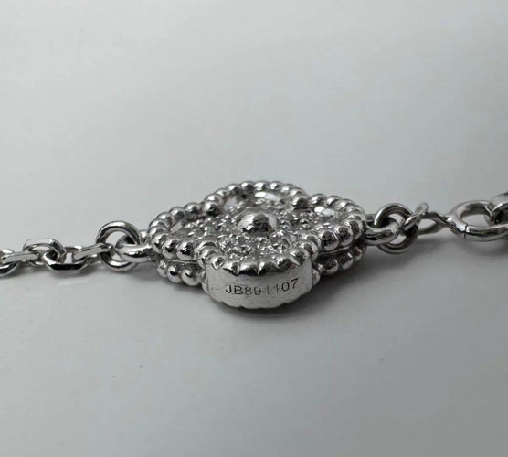 Bracelet Van Cleef & Arpels Sweet Alhambra - Bracelet 6 motifs en or blanc et diamants 58 Facettes Jnci14