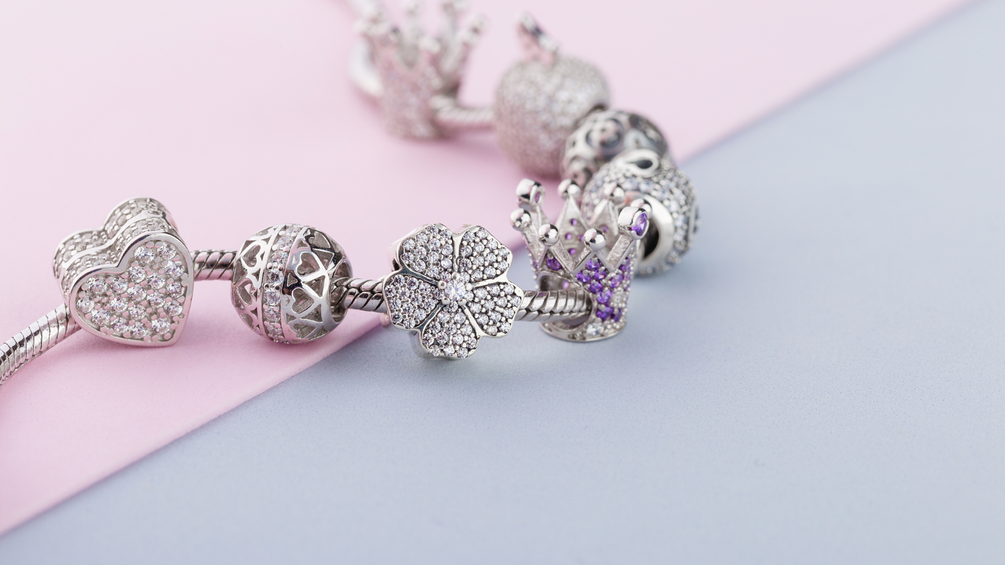 Tendances : les charms, clins d’oeil à vos moments de vie