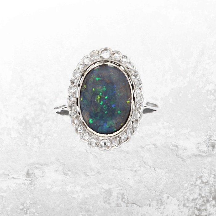 L’opale : pierre de naissance du mois d'octobre