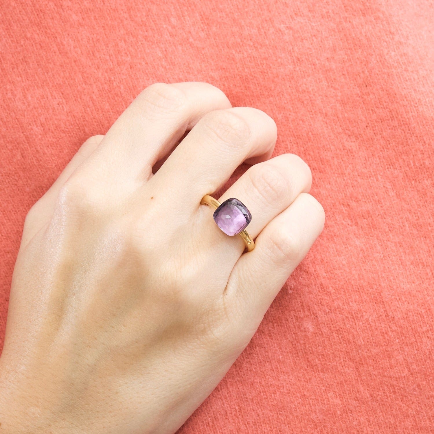 Authentifier une bague Nudo de Pomellato : le guide d'expertise contre la contrefaçon