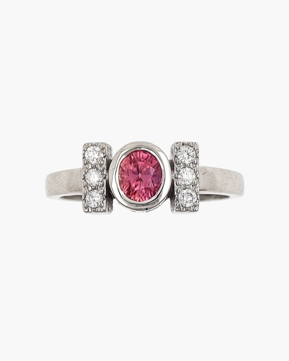 Gems_Hub Saphir Padparadscha naturel 11 x 8 x 5 mm en forme de Gems_Hub Saphir Padparadscha naturel 11 x 8 x 5 mm en forme de