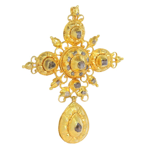 Pendentif Croix baroque - Pendentif en or jaune 18K et 23 diamants 58 Facettes 07162-0181