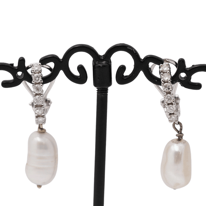 Boucles d'oreilles Boucles d'oreilles avec perles baroques et diamants 58 Facettes D359537JC