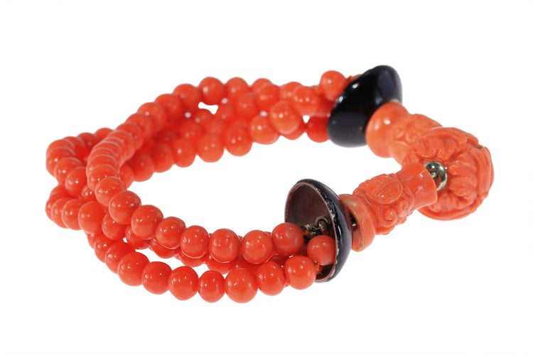 Bracelet Bracelet Art déco vers 1920 en or blanc 18K, corail et émail noir 58 Facettes 10015-4360