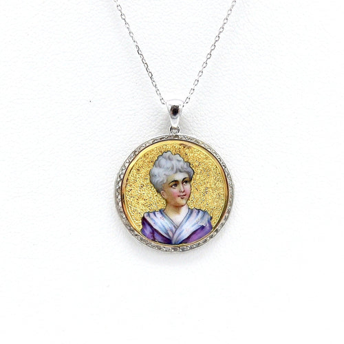 Pendentif Médaillon portrait miniature victorien en or 14K, émail et diamants 58 Facettes