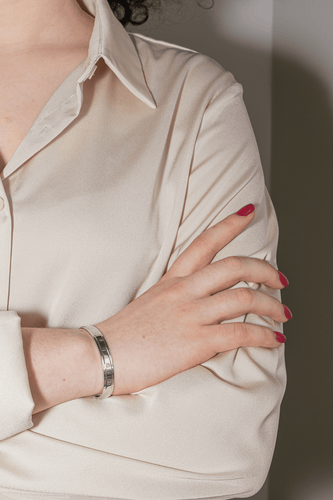 Bracelet Piaget Bracelet Jonc Possession Or blanc Diamant 58 Facettes 1132946CN