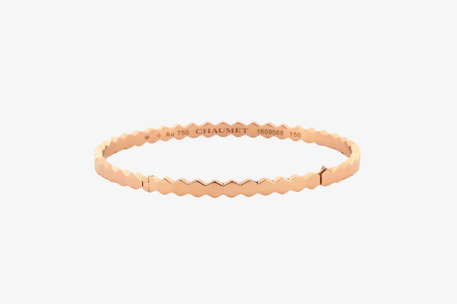 Consulter les bijoux Chaumet actuellement en vente sur 58 Facettes