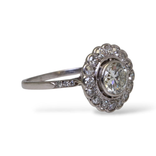 Bague 51 Bague années 1920 en platine et diamants 58 Facettes