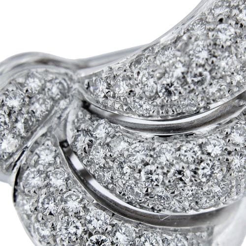 Boucles d'oreilles Boucles d’oreilles à lobe 3 pétales en or blanc et diamants 58 Facettes 12950