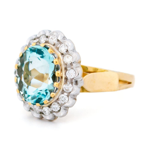 Bague 54.5 Bague grappe en or jaune 18 k, aigue-marine et diamants 58 Facettes E712C420332A4B61B242A174B74796B1