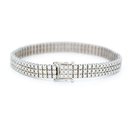 Bracelet Bracelet tennis 3 rangs en or blanc 18 k et diamants 58 Facettes 37FB18ED72D7485AA987B388195C049E
