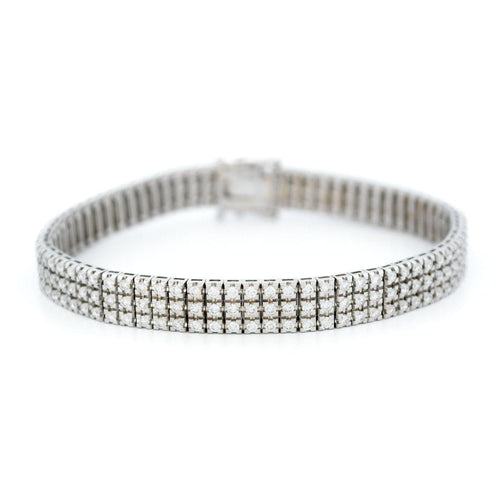 Bracelet Bracelet tennis 3 rangs en or blanc 18 k et diamants 58 Facettes 37FB18ED72D7485AA987B388195C049E