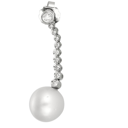 Boucles d'oreilles Boucles d'oreilles dormeuses en or blanc 18k, diamants et perle de culture 58 Facettes BO/240060