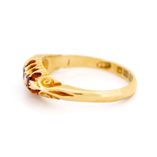 Bague 56.5 Bague en or jaune 18 carats avec diamants et rubis 58 Facettes 57C9BE5897F14C72901C48AFAE0D2337