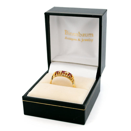 Bague 56.5 Bague en or jaune 18 carats avec diamants et rubis 58 Facettes 57C9BE5897F14C72901C48AFAE0D2337