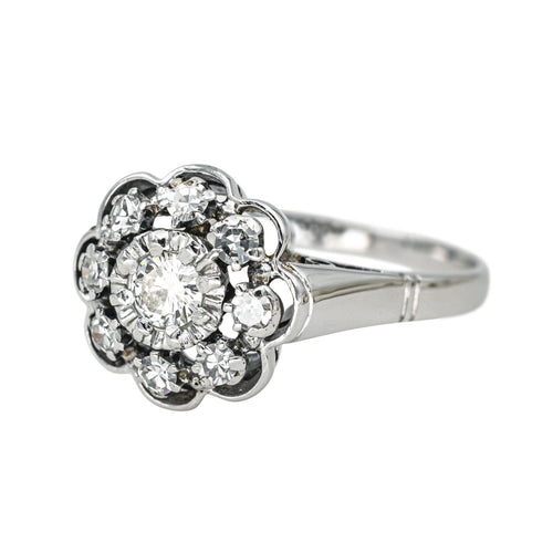 Bague 64 Bague marguerite en or blanc 18 carats avec diamants 58 Facettes 1720542CN