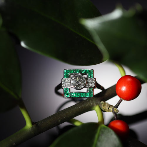 Bague 56 Bague de fiançailles Art déco en platine avec diamants et émeraudes 58 Facettes 17248-0031