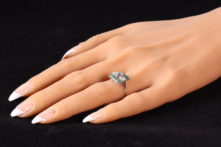 Bague 56 Bague de fiançailles Art déco en platine avec diamants et émeraudes 58 Facettes 17248-0031