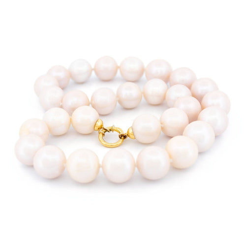 Collier Collier de perles des mers du Sud, fermoir en or jaune 18 carats 58 Facettes B2BC44A044144E0AAA5097C027F1350D