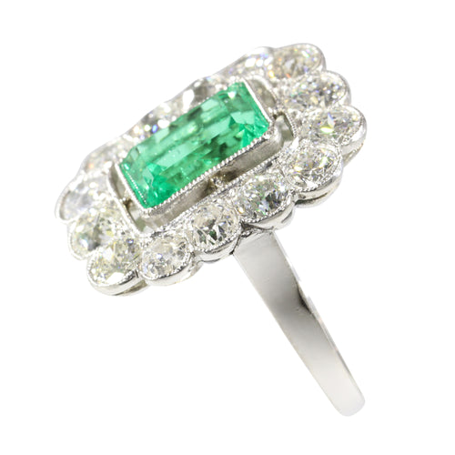 Bague 52 Bague de fiançailles en platine, émeraude 2,20 ct et diamants 58 Facettes 19343-0010