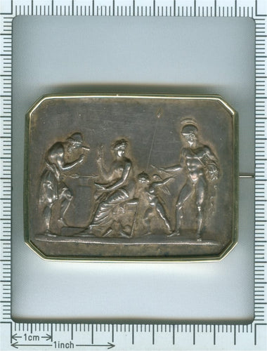 Broche Broche antique en or et plaqué or Vénus, Mars et Vulcain de Thorvaldsen 58 Facettes 19352-0081