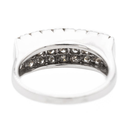 Bague 54 Bague en or blanc 18 carats pavée de diamants 58 Facettes 1969291CN
