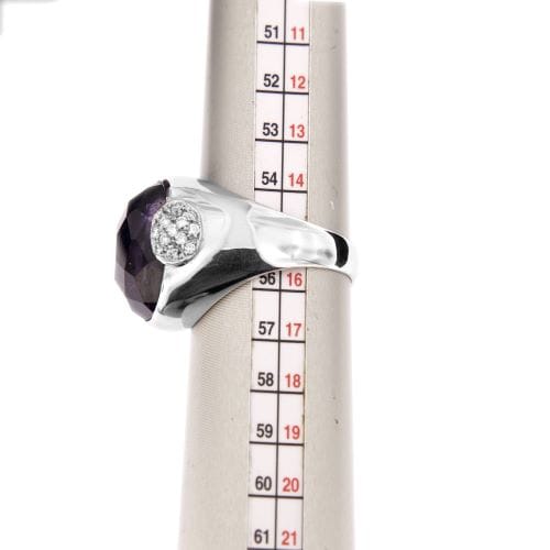 Bague 56 Bague en or blanc 18 ct avec iolite et diamants 58 Facettes 19954