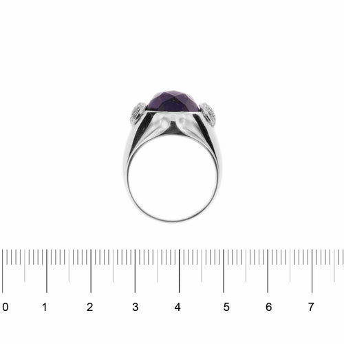 Bague 56 Bague en or blanc 18 ct avec iolite et diamants 58 Facettes 19954