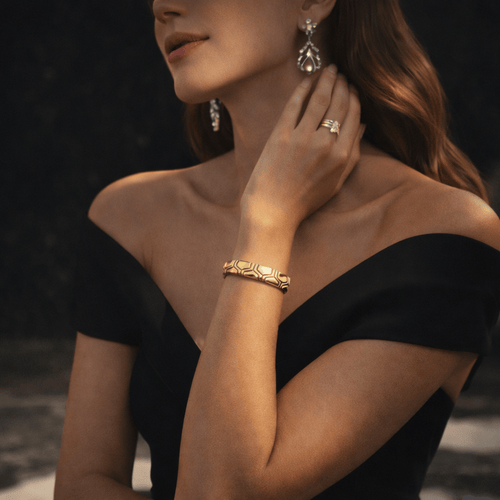 Bracelet Bulgari Alveare - Bracelet manchette en or jaune 18K (années 1980) 58 Facettes