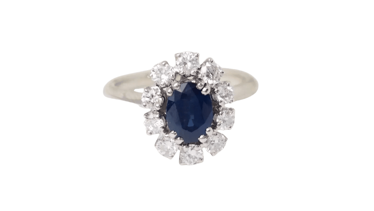 Bague 54 Bague marguerite en or blanc, saphir ovale et diamants 58 Facettes 32893