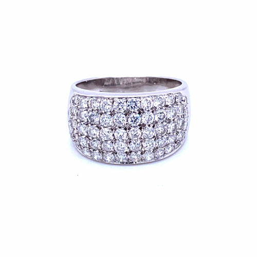 Bague 55 Bague pavée de diamants en or blanc 18 carats 58 Facettes A46