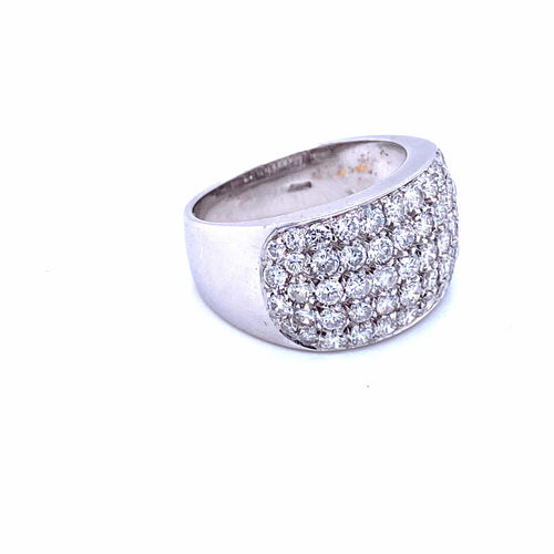 Bague 55 Bague pavée de diamants en or blanc 18 carats 58 Facettes A46