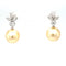 Boucles d'oreilles Boucles d'oreilles puces - Perles des mers du Sud et diamants en or blanc 18k 58 Facettes