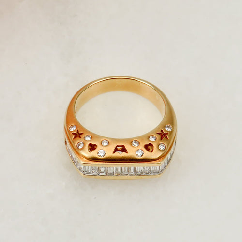 Bague 55 Bague en or jaune 750 avec diamants baguette et brillants 58 Facettes 2668