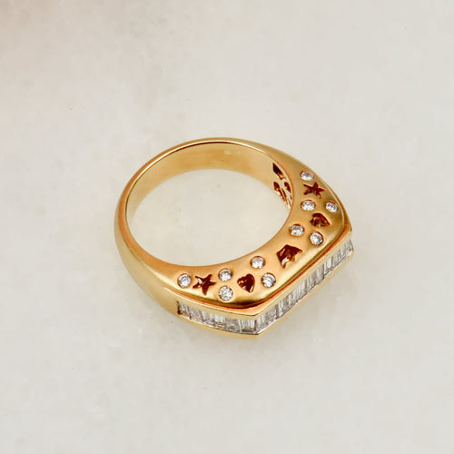 Bague 55 Bague en or jaune 750 avec diamants baguette et brillants 58 Facettes 2668