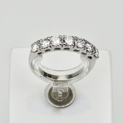 Bague 53.5 Bague demi-alliance en or 14 carats avec 7 diamants taille brillant 58 Facettes 2964