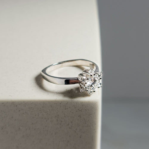 Bague 56 Bague solitaire en or blanc 585 avec diamants 58 Facettes 3026