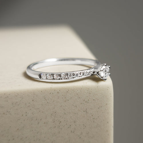 Bague 52.5 Bague halo en platine 950 avec brillants 0,30 ct 58 Facettes 2821