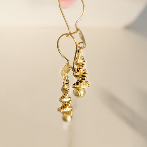 Boucles d'oreilles Boucles d’oreilles pendantes vintage en or jaune 18 carats 58 Facettes 3153