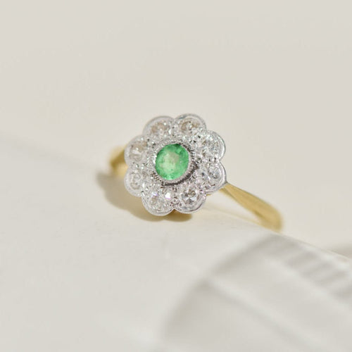 Bague 48 Bague vintage - Smaragd et diamants en or jaune 750 58 Facettes