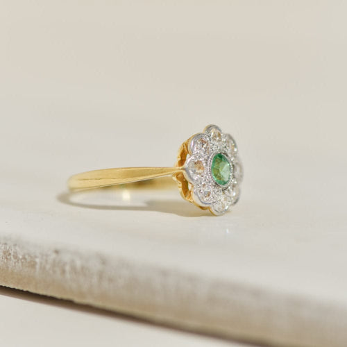 Bague 48 Bague vintage - Smaragd et diamants en or jaune 750 58 Facettes