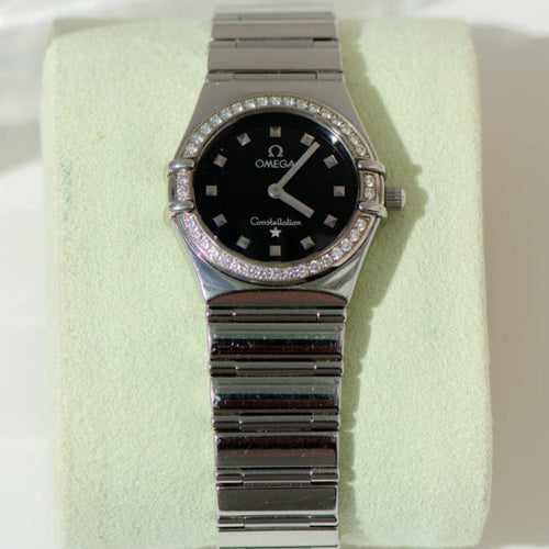 Montre Omega Constellation - Montre femme en acier inoxydable avec lunette diamants 58 Facettes 1923