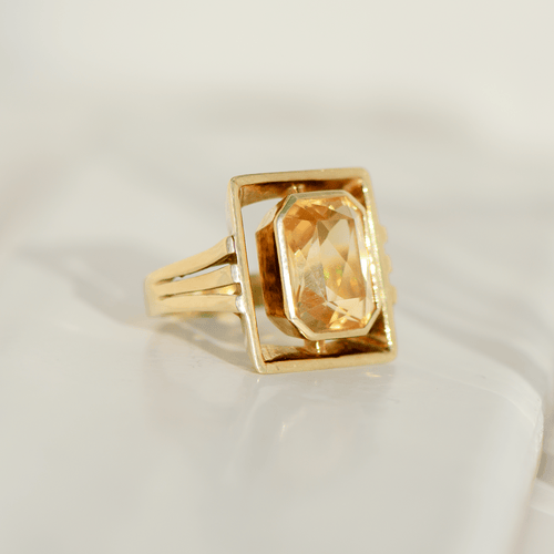 Bague 53 Bague vintage - Citrine en or jaune 14 carats 58 Facettes
