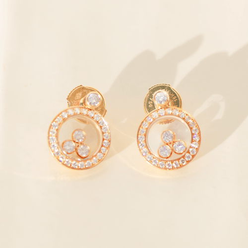 Boucles d'oreilles Chopard Happy Diamonds - Boucles d’oreilles en or jaune 18 carats et diamants 58 Facettes 3290