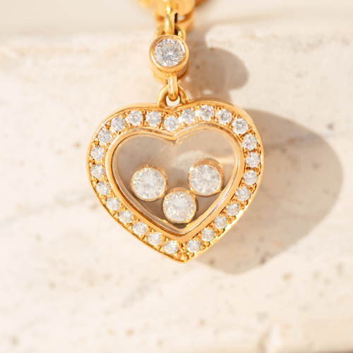 Boucles d'oreilles Chopard Happy Diamonds - Boucles d’oreilles en or jaune 18 carats et diamants 58 Facettes 3285