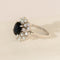 Bague 53 Bague vintage - Saphir bleu ovale et diamants en or blanc 14K 58 Facettes