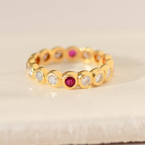 Bague 50 Memory - Bague alliance en or jaune 750 avec diamants et rubis 58 Facettes