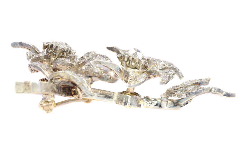 Broche Broche tremblante victorienne vers 1850 en or rose 18k et diamants 58 Facettes 20297-0356