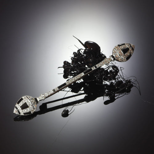 Broche Broche barrette Art déco en or blanc 18K, diamants et onyx 58 Facettes 21096-0063