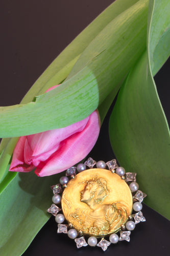 Broche Broche Belle Époque en or jaune 18K, platine, diamants et perles 58 Facettes 21295-0015